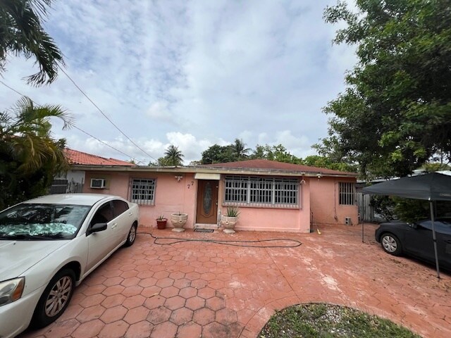 77 Northwest Blvd, Miami, FL for Sale