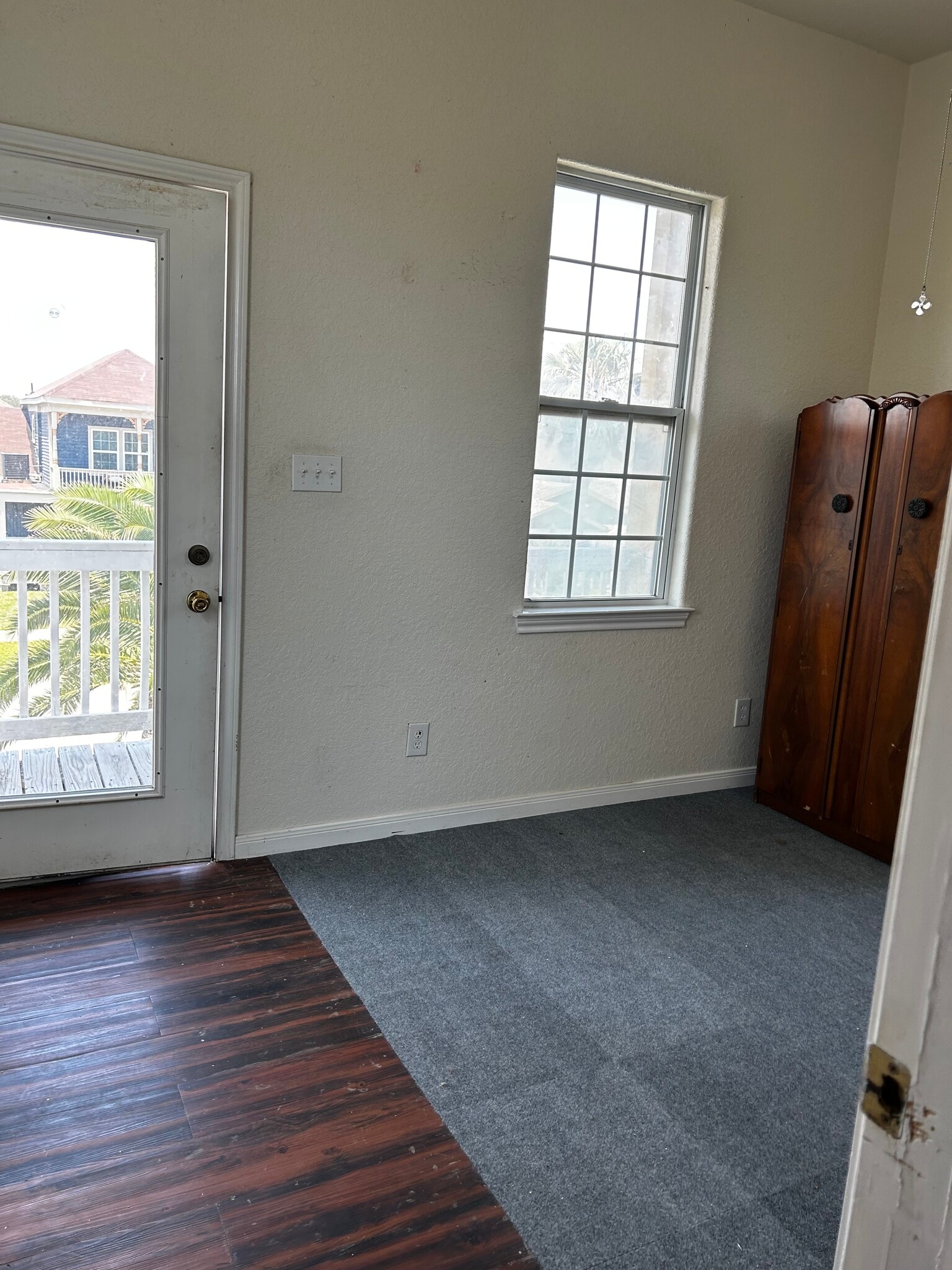 1613 Avenue N 1/2, Galveston, TX for Rent