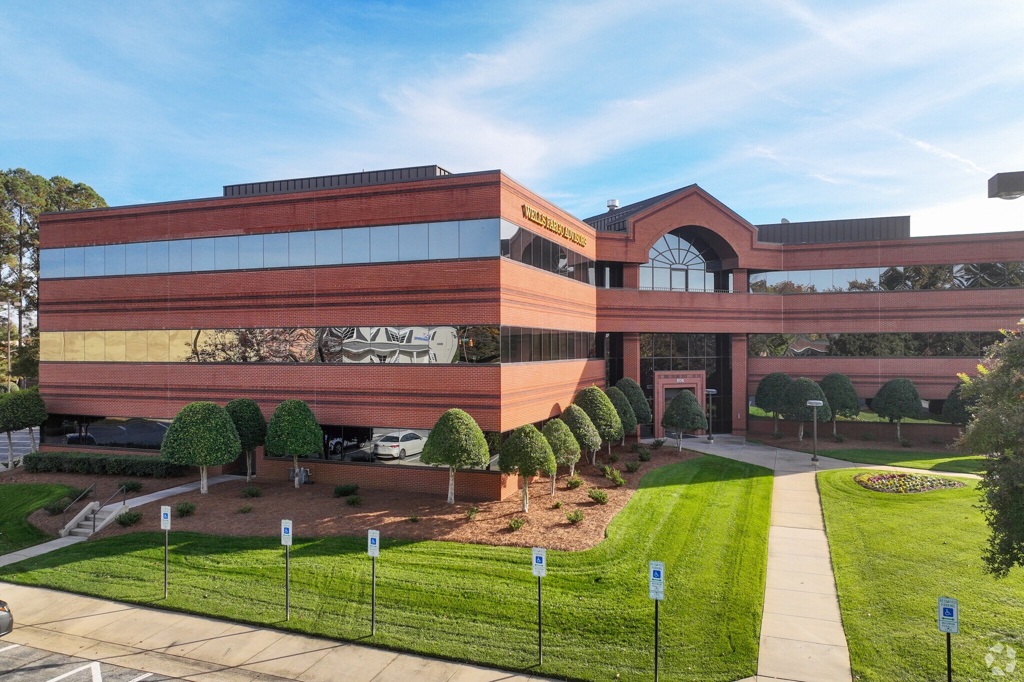 806 Green Valley Rd, Greensboro, NC for Rent