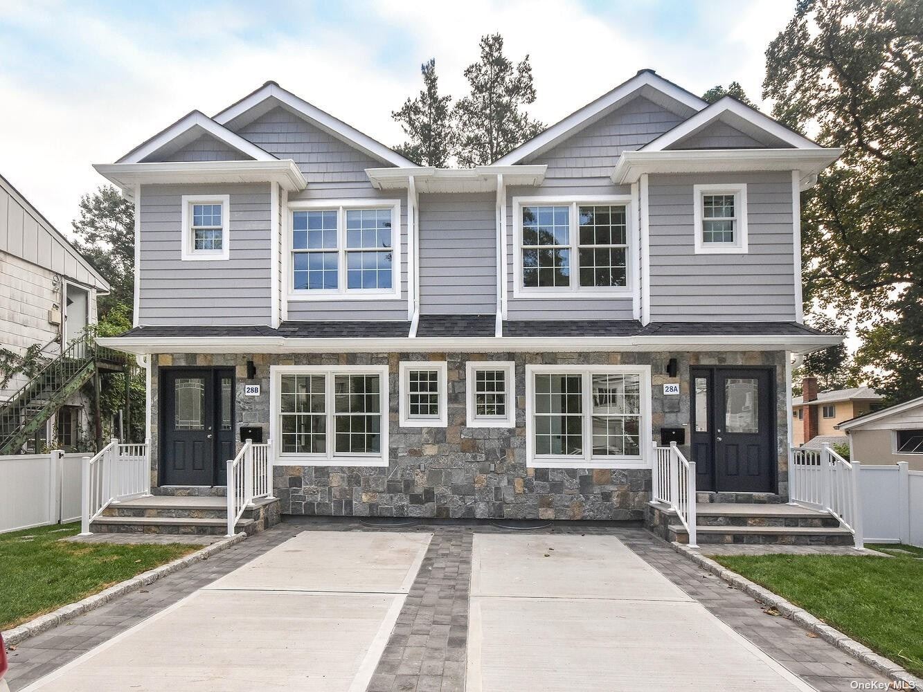 28 Kirkwood Rd Port Washington, NY 11050 MultiFamily Property for Sale on