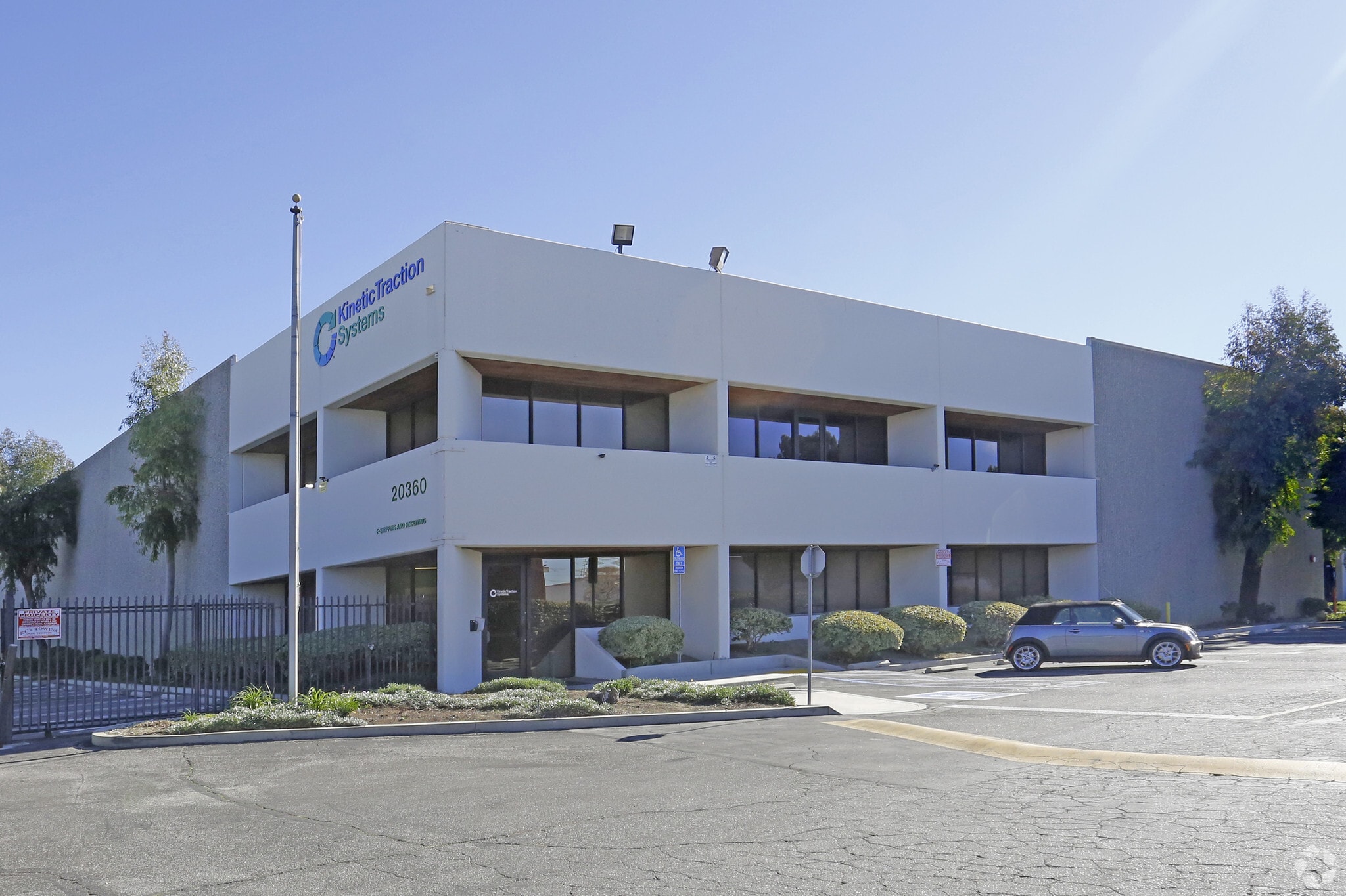 20360-20364 Plummer St, Chatsworth, CA for Rent