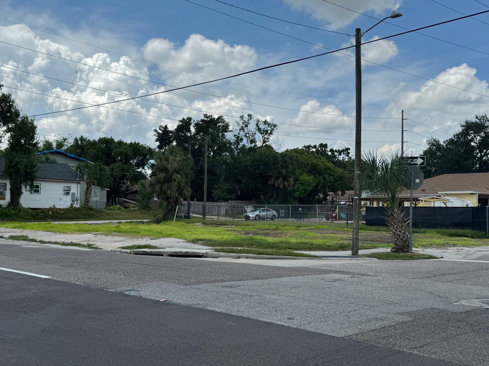 2804 E Columbus Dr, Tampa, FL for Sale