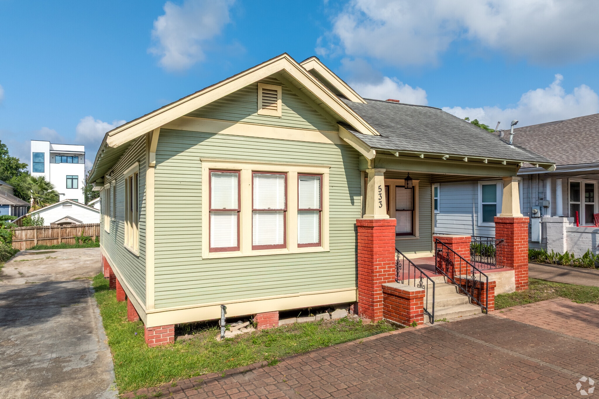 533 Studewood St, Houston, TX for Sale