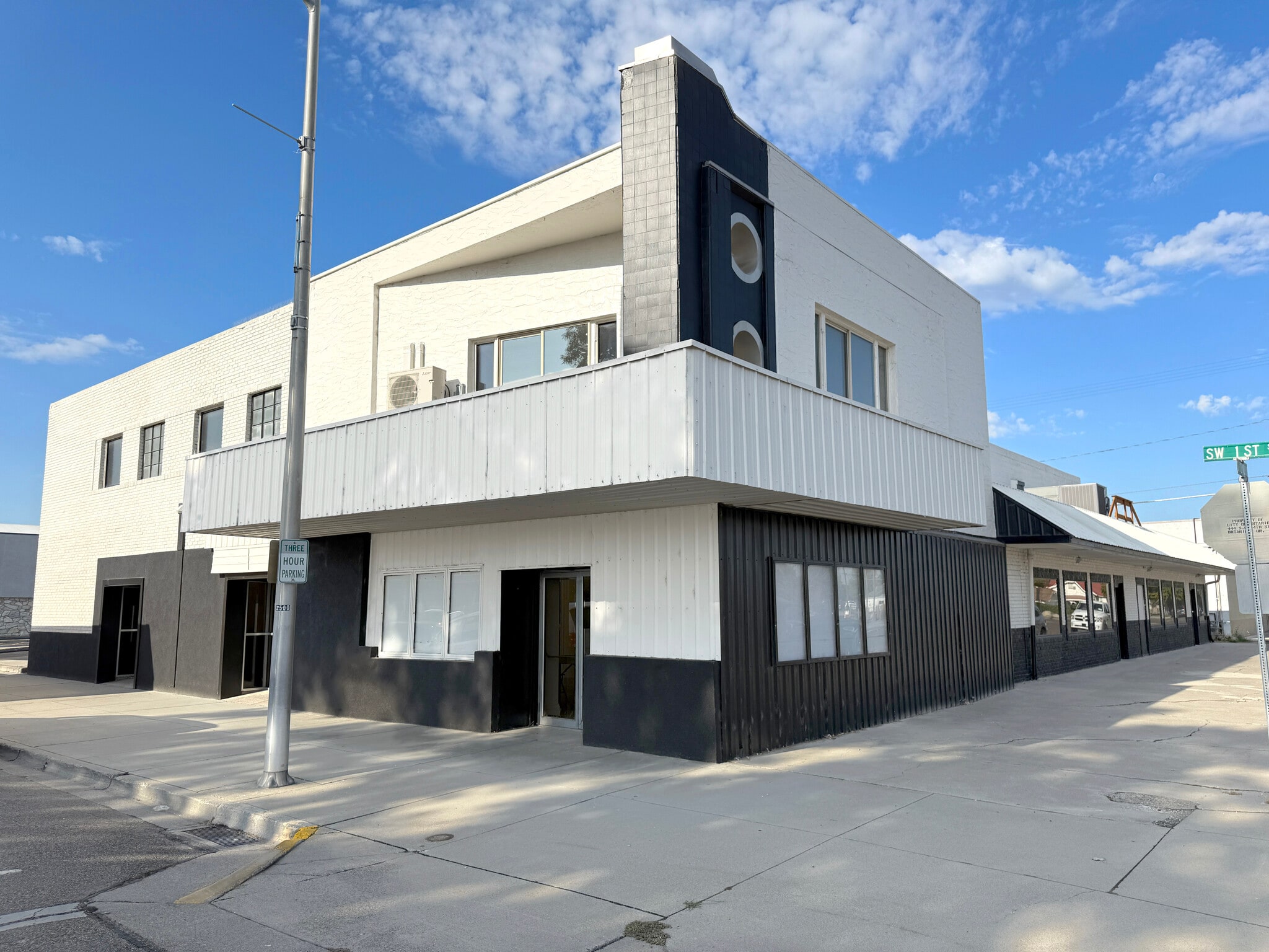 205 SW First St, Ontario, OR for Sale