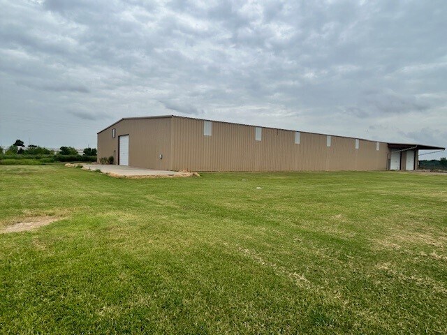 208 Ricebird Ln, Stuttgart, AR for Sale