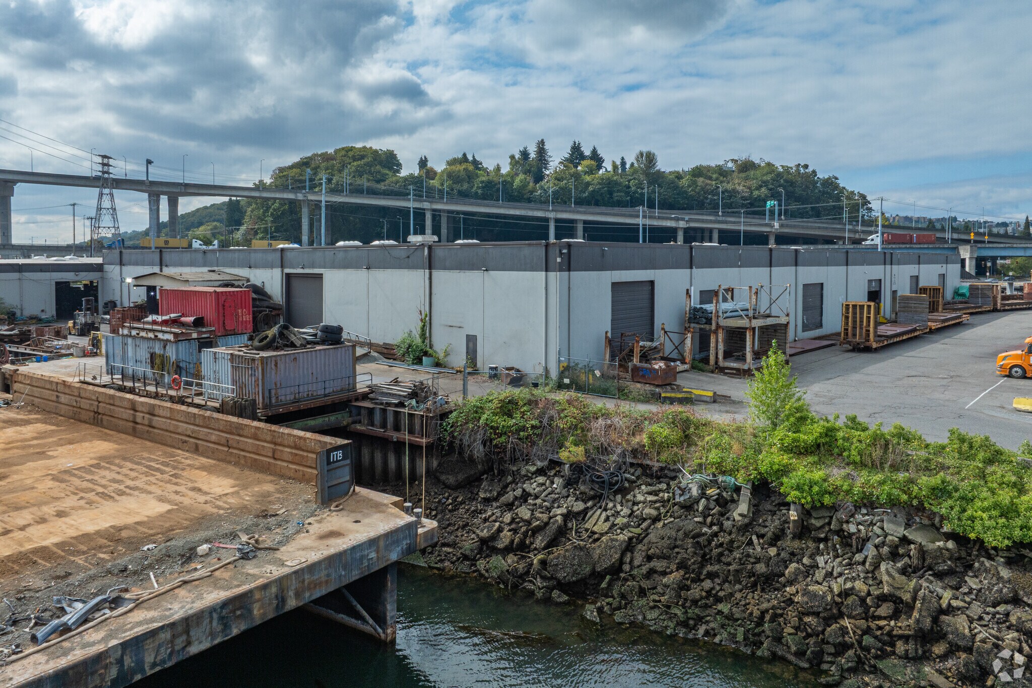 3518-3546 W Marginal Way SW, Seattle, WA for Rent