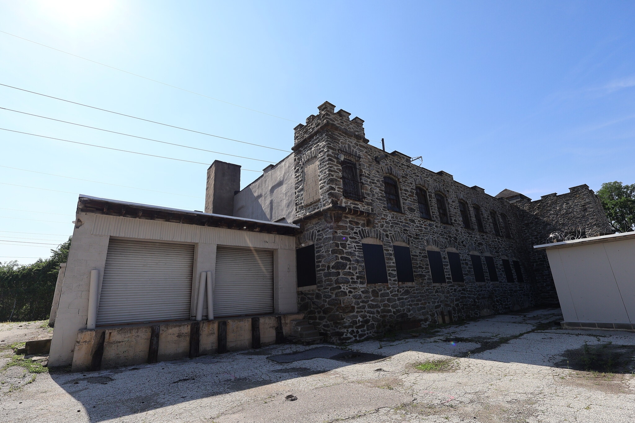 5323 W Jefferson St, Philadelphia, PA for Sale