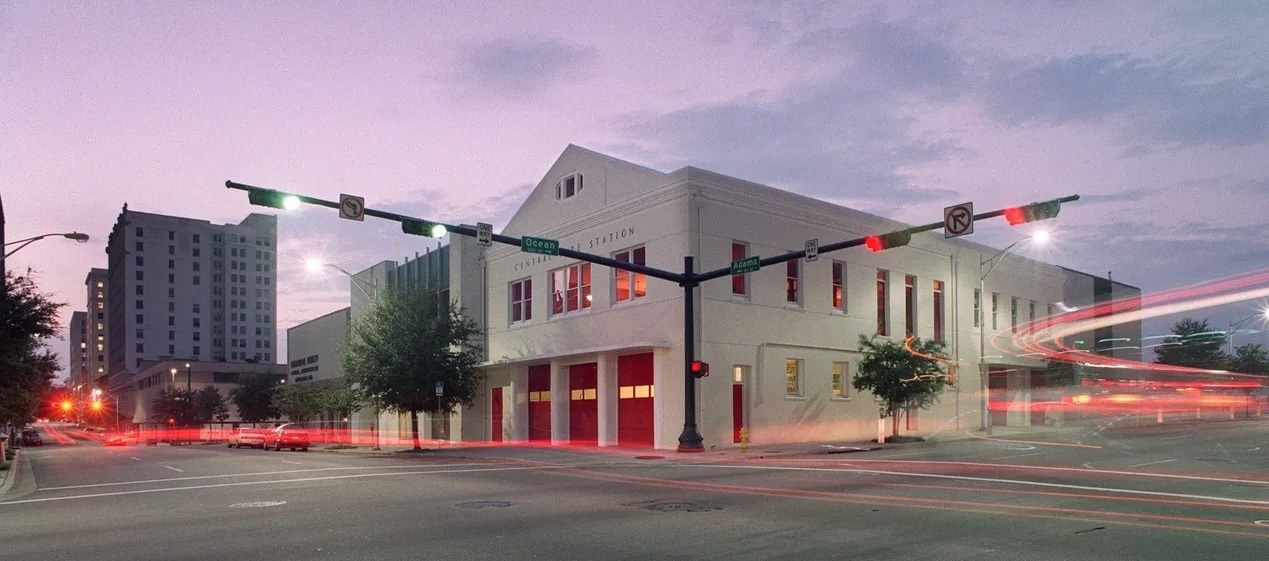 39 E Adams St, Jacksonville, FL for Rent