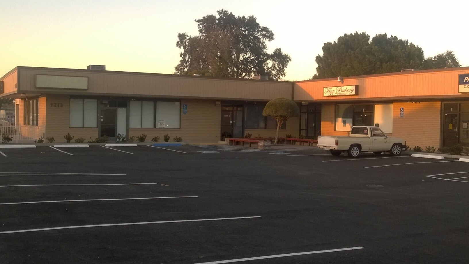 9210 Thornton Rd Stockton, CA 95209 Shopping Center 9210 Thornton Rd Stockton, CA 95209 Shopping Center