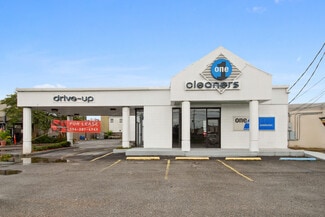 Metairie, LA Retail - 5038 W Esplanade Ave