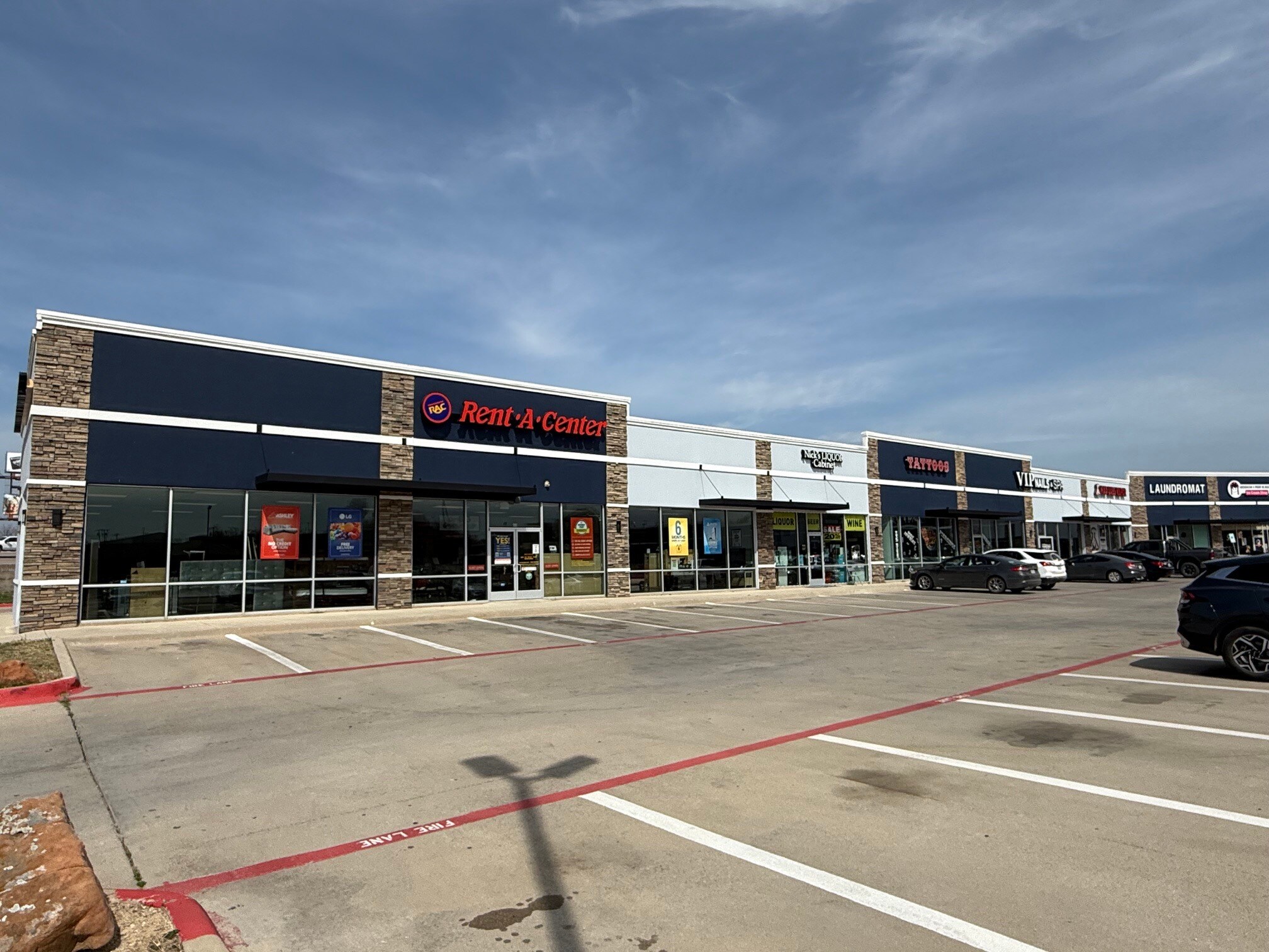 1401 S US Highway 81-287, Decatur, TX for Rent