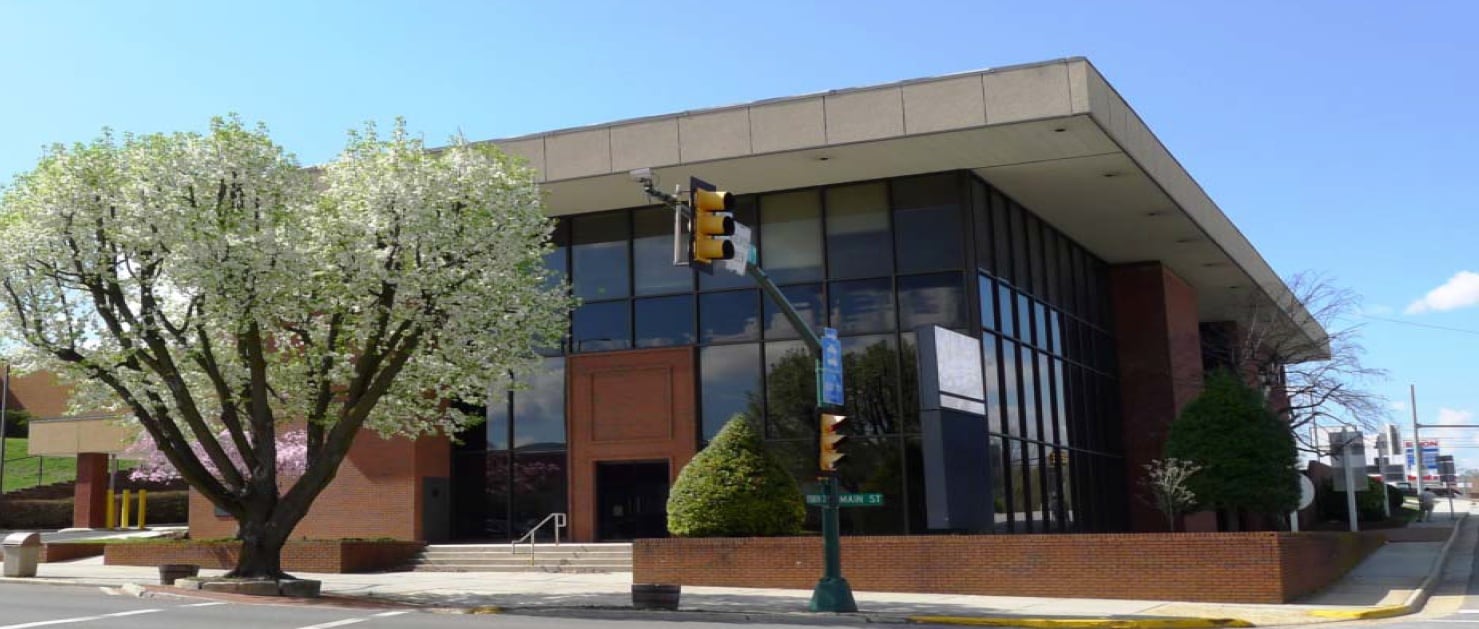 320 W Main St, Wytheville, VA for Rent