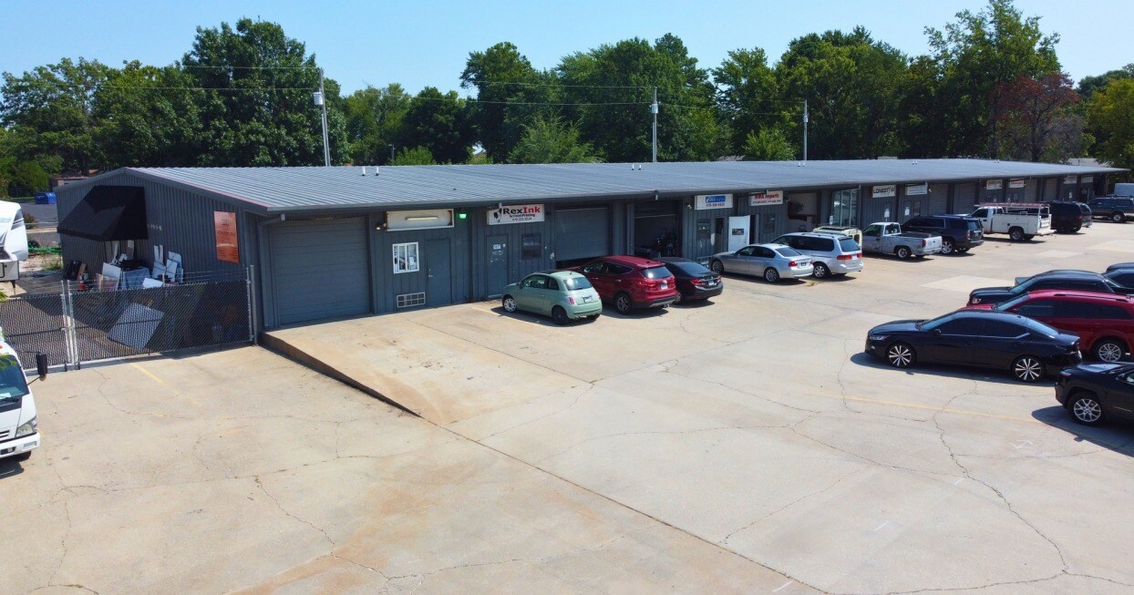 1601 Acorn Dr Rogers, AR 72756 Industrial Property for Lease on