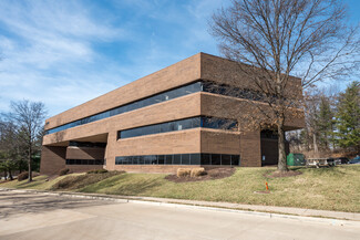 Creve Coeur, MO Office - 12125 Woodcrest Executive Dr