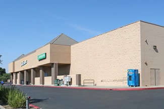 Visalia, CA Retail - 1424-1550 N Ben Maddox Way