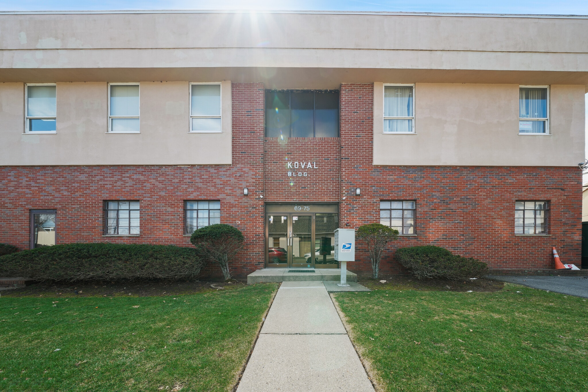 75 Armour Pl, Dumont, NJ for Sale