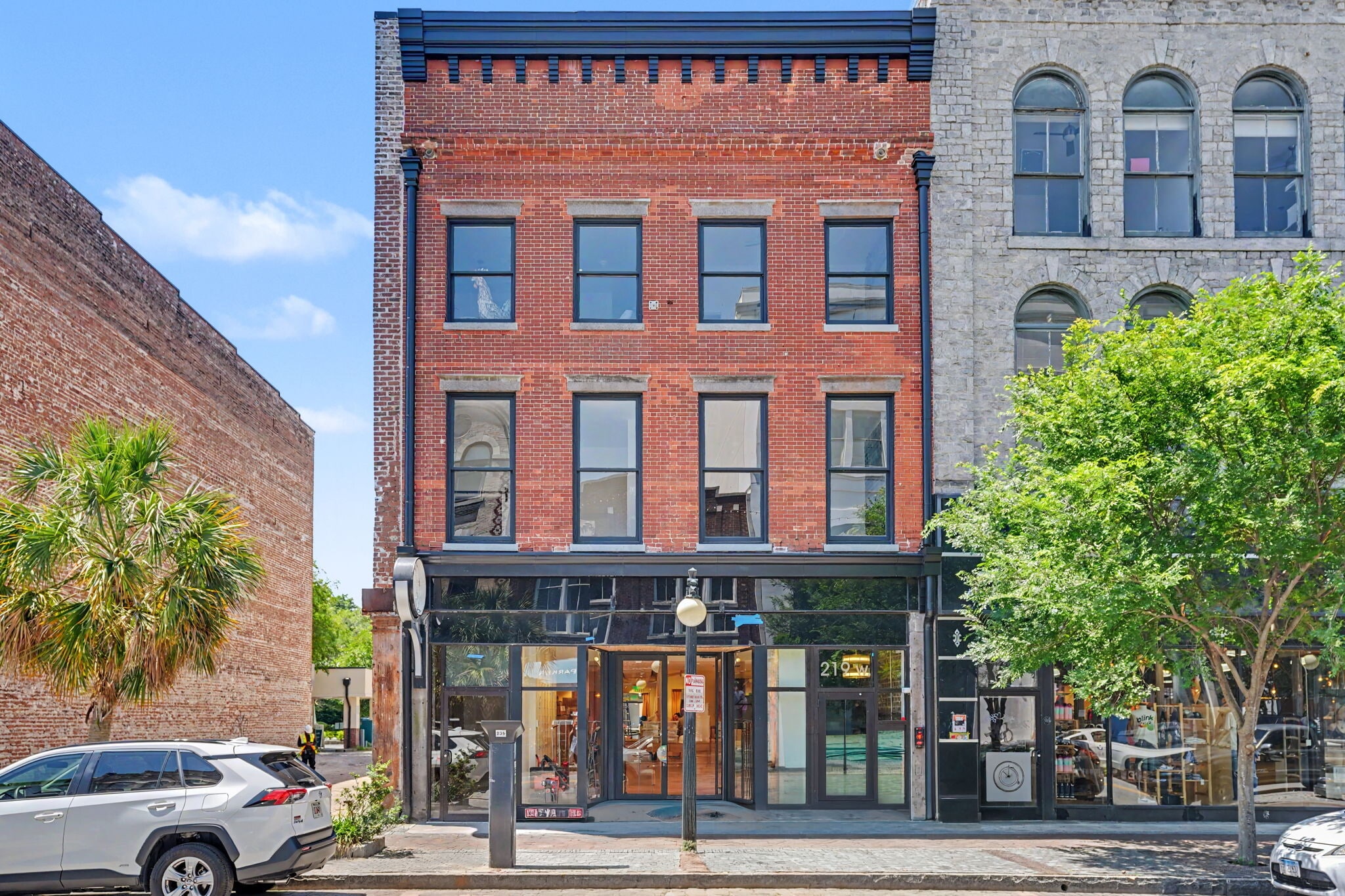 217-221 W Broughton St, Savannah, GA for Rent