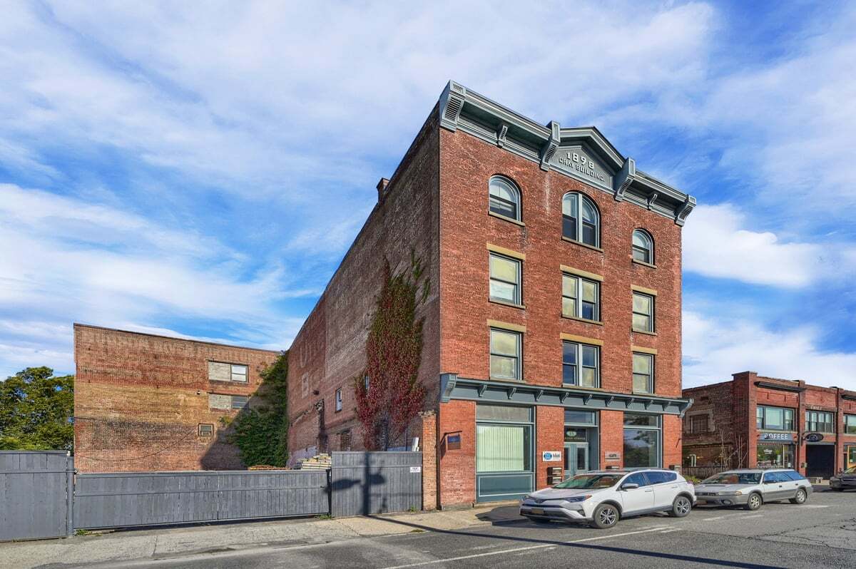 15 Railroad Ave Kingston, NY 12401 Office Property for Lease on