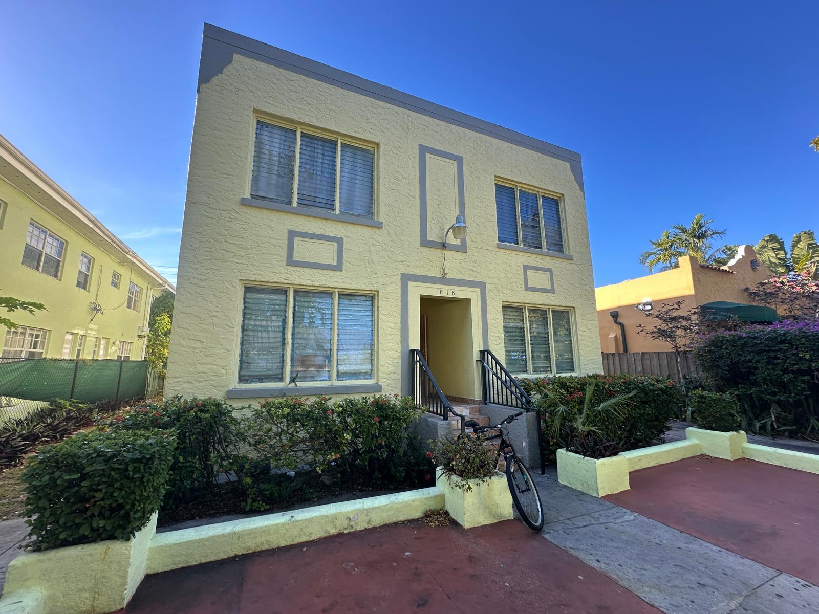 818 Jefferson Ave, Miami Beach, FL for Sale