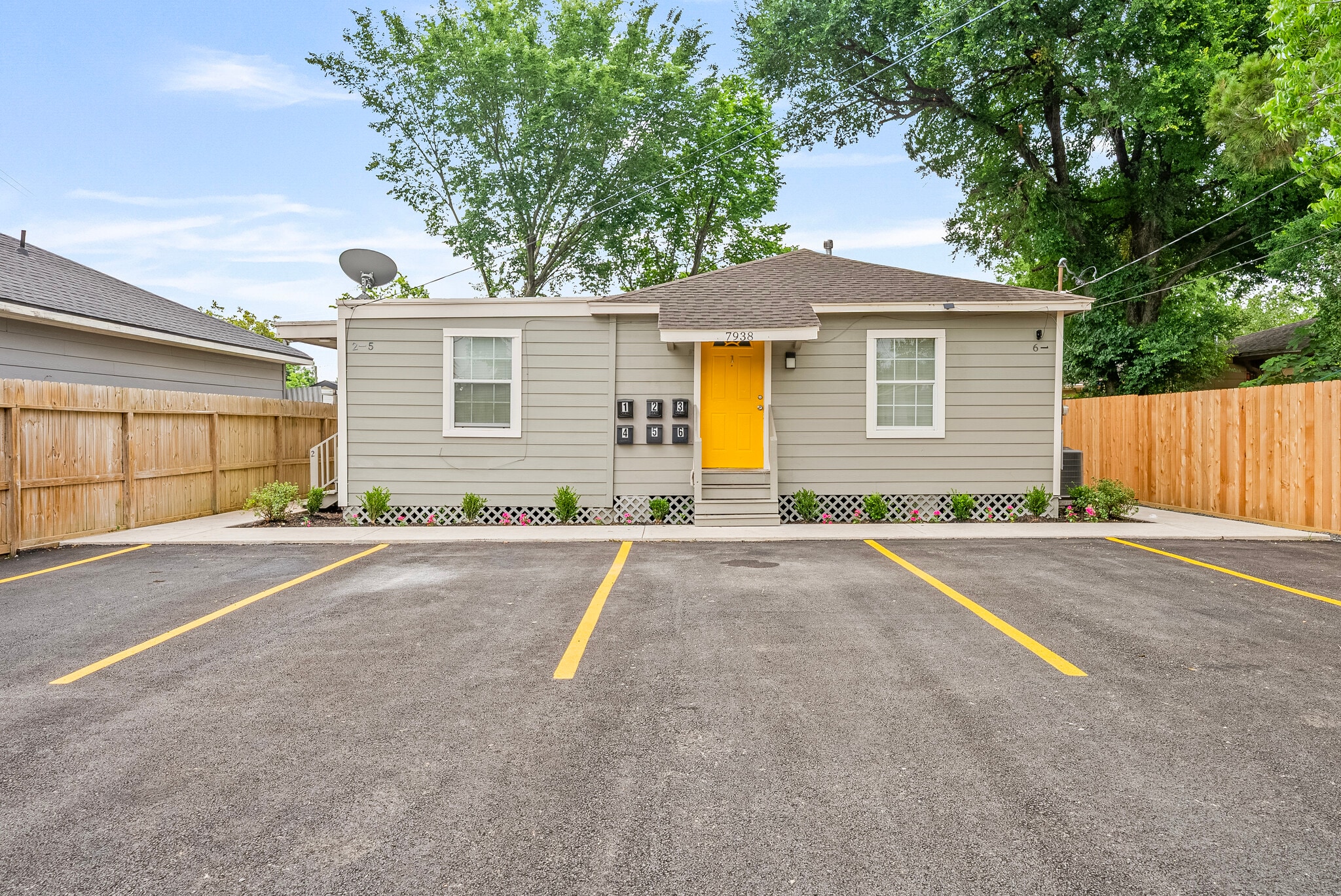 7938 Kerr St, Houston, TX for Sale