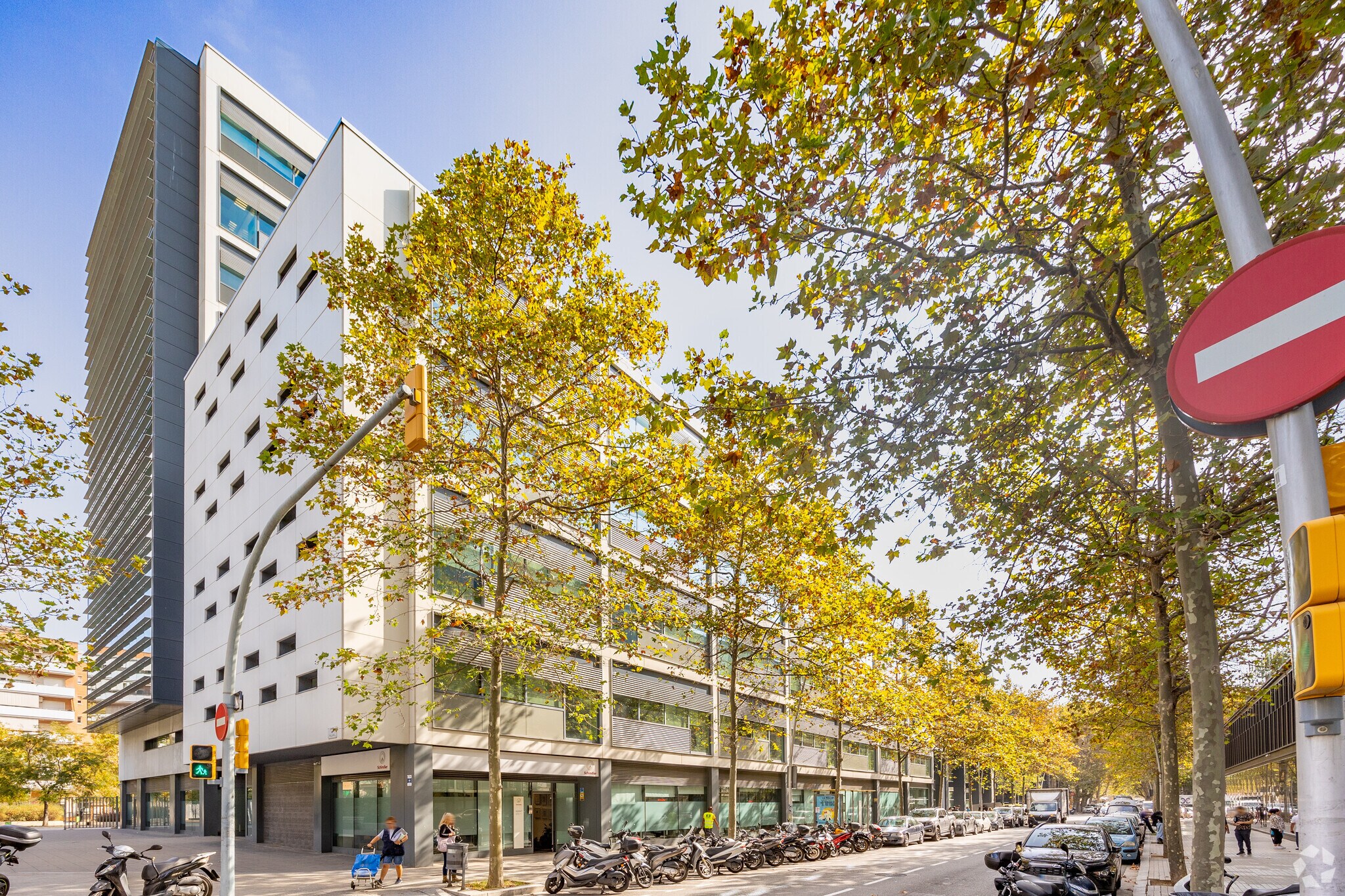 56-70 Carrer De La Llacuna, Barcelona, BAR for Rent