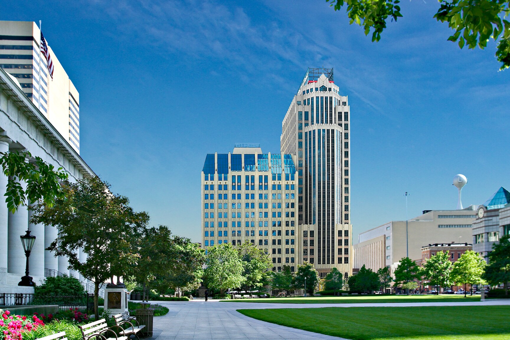 21 E State St, Columbus, OH for Rent