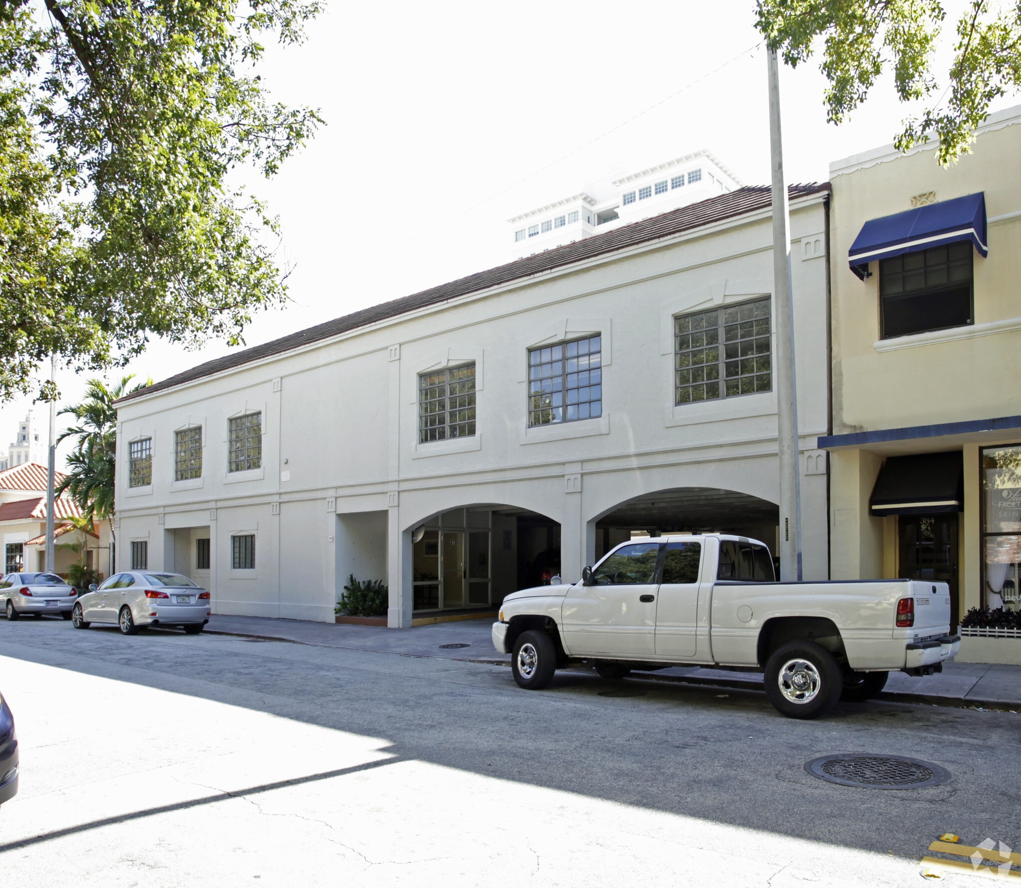 370 Minorca Ave, Coral Gables, FL for Rent