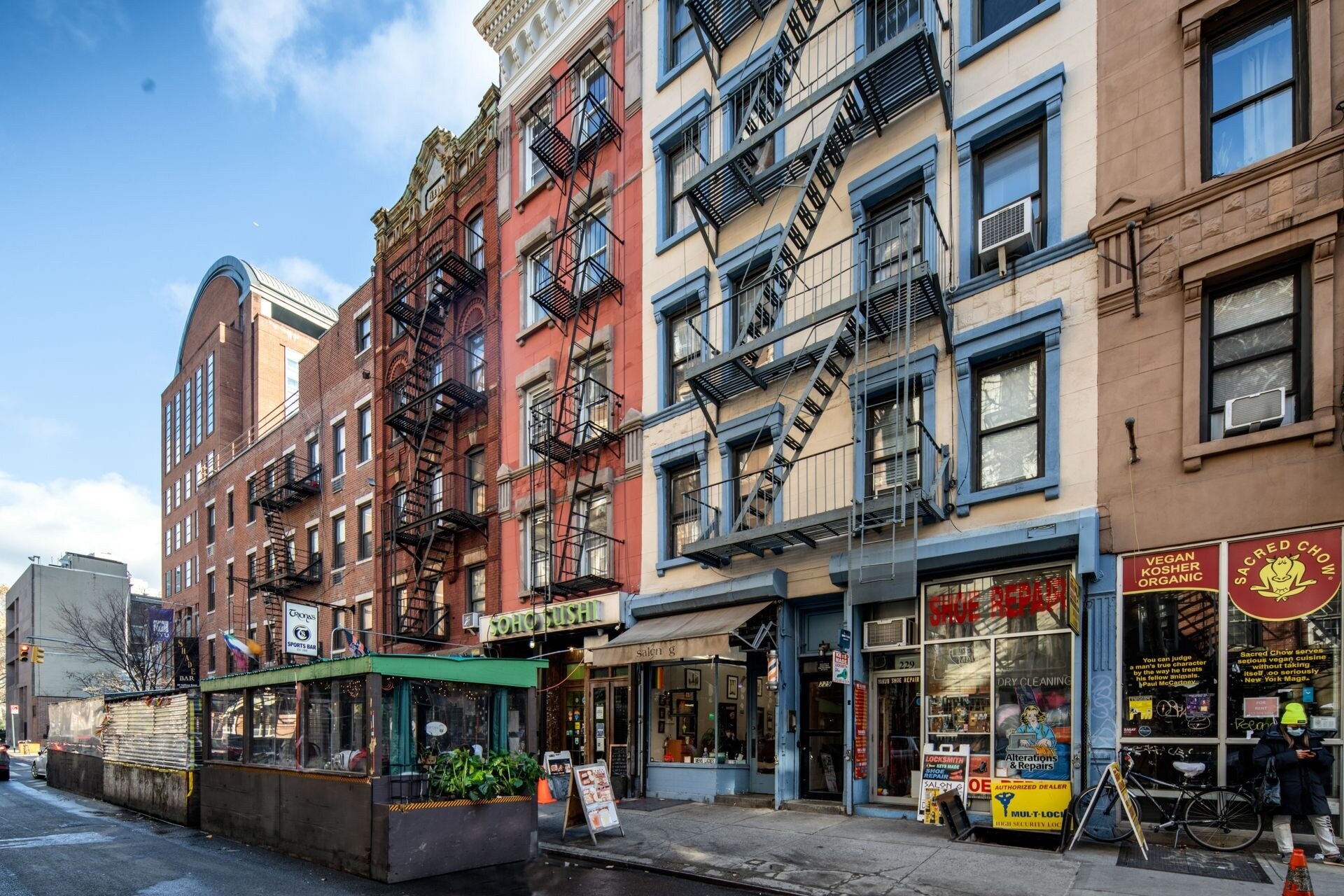 231 Sullivan St, New York, NY for Sale