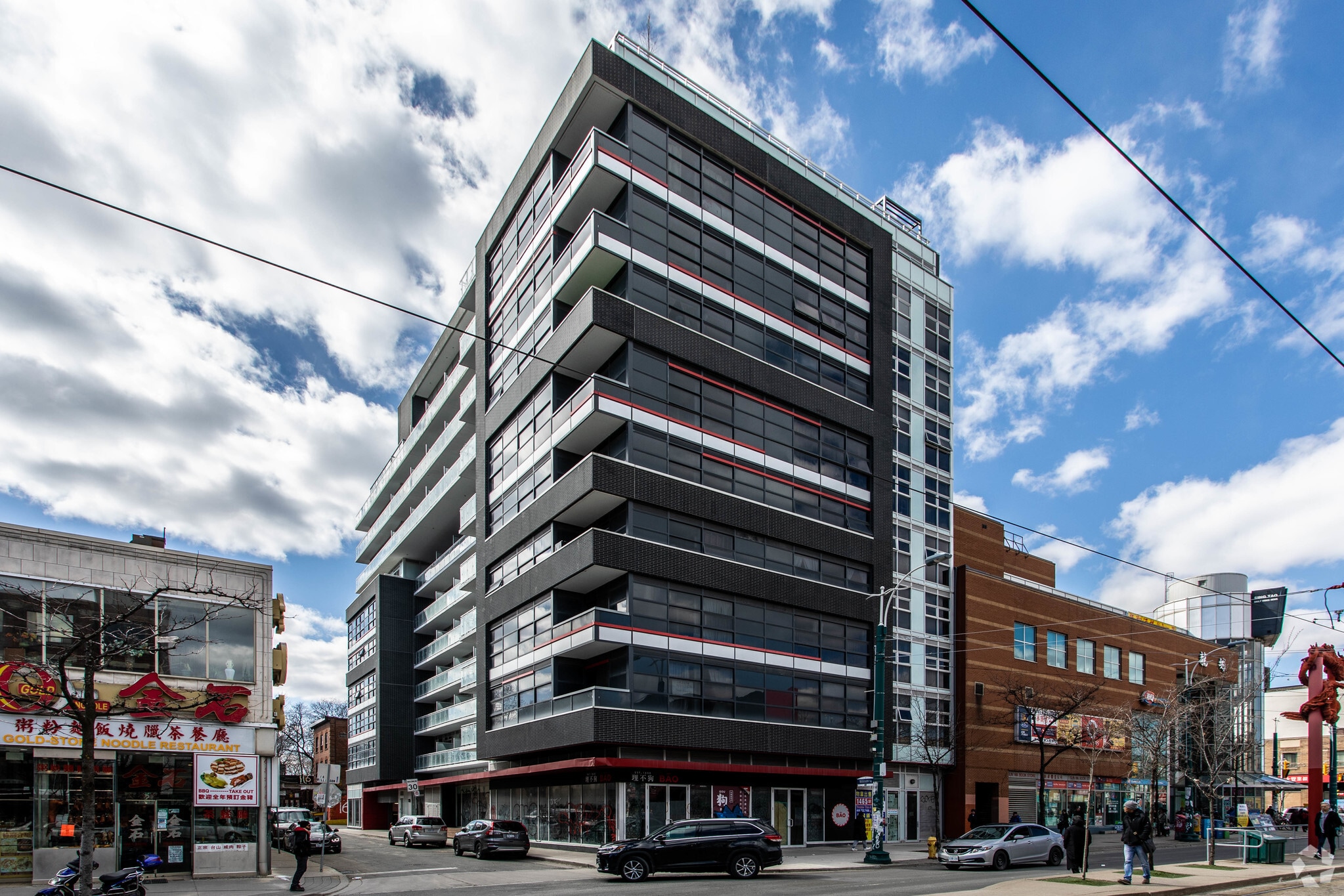 280 Spadina Ave, Toronto, ON for Sale