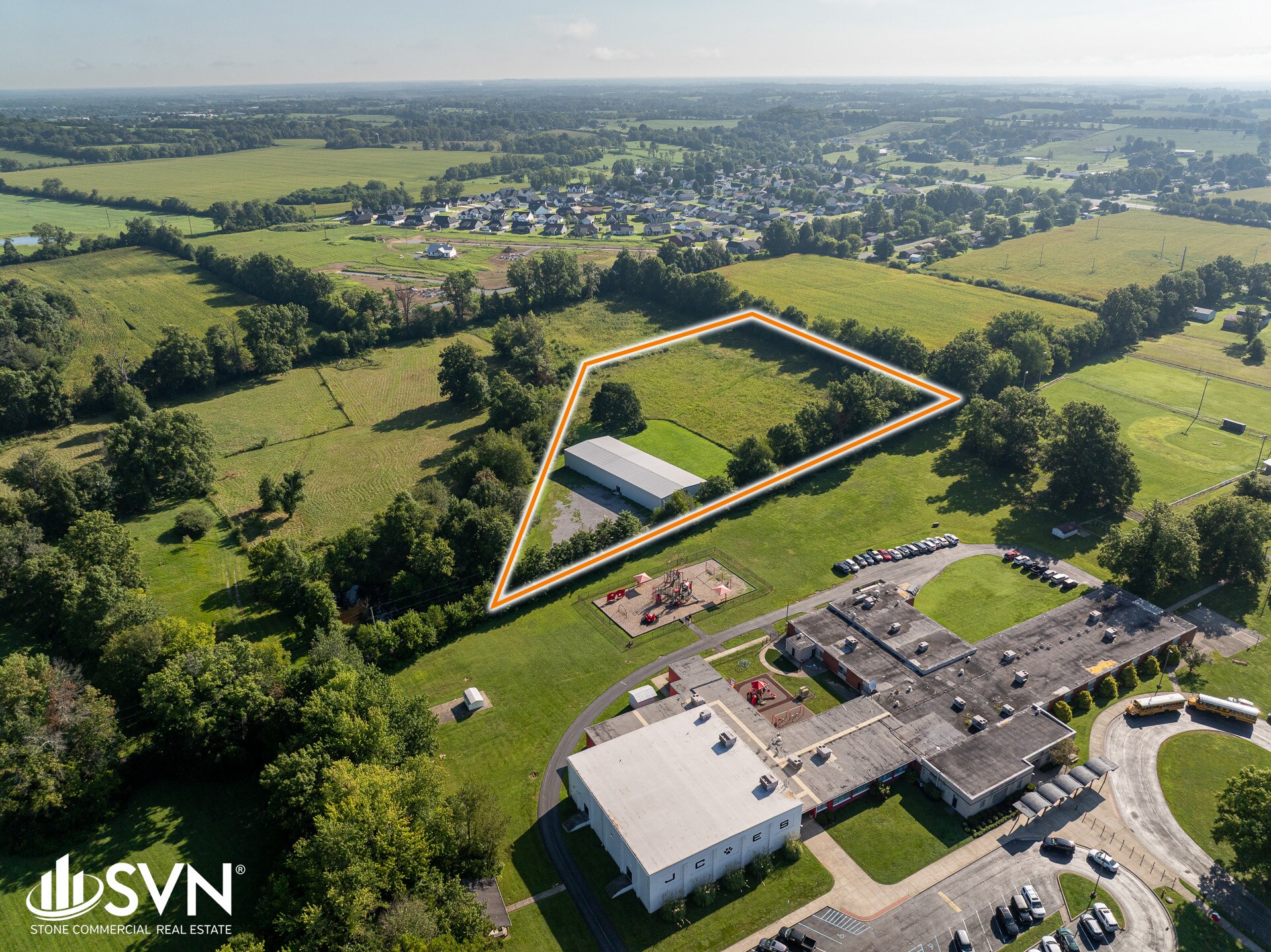 106 W Meigs Ln, Junction City, KY for Sale