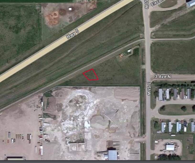 1 St St W, Magrath, AB for Sale