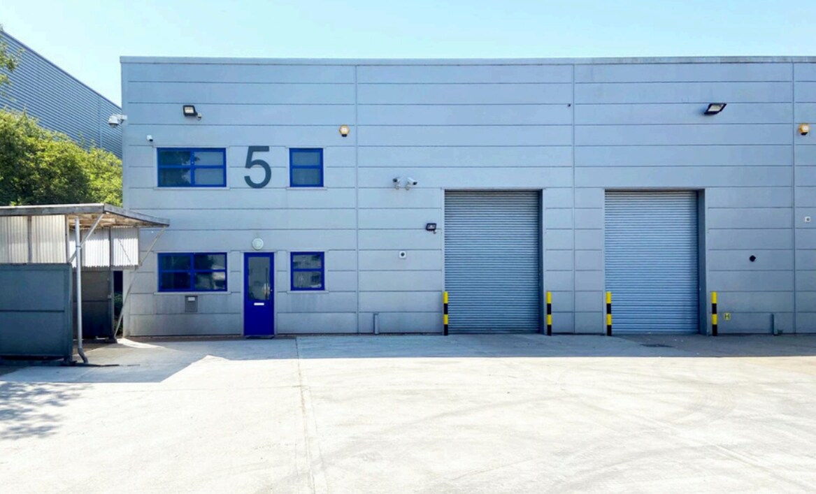Enterprise Way, Hemel Hempstead, HRT for Rent