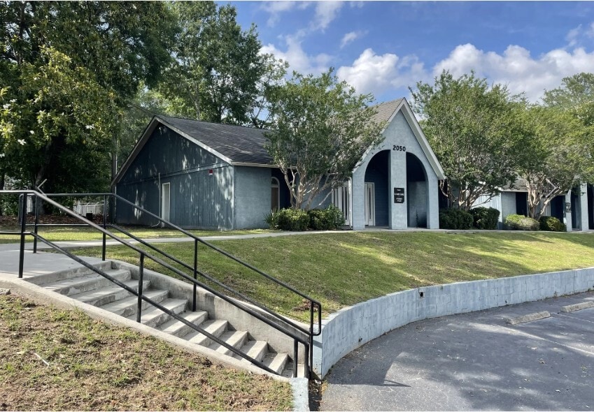 2050 Spaulding Dr, Charleston, SC for Sale