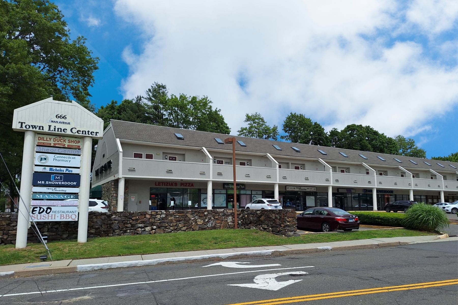 666 Main Ave, Norwalk, CT for Rent