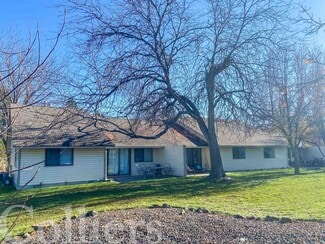 Boise, ID Apartments - 2132-2198 S Gekeler Ln