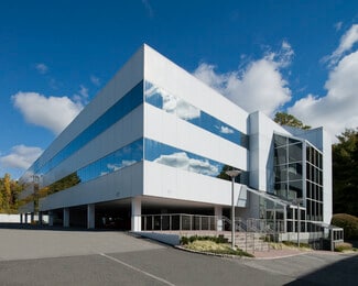 Valhalla, NY Office, Office/Medical - 117 E Stevens Ave
