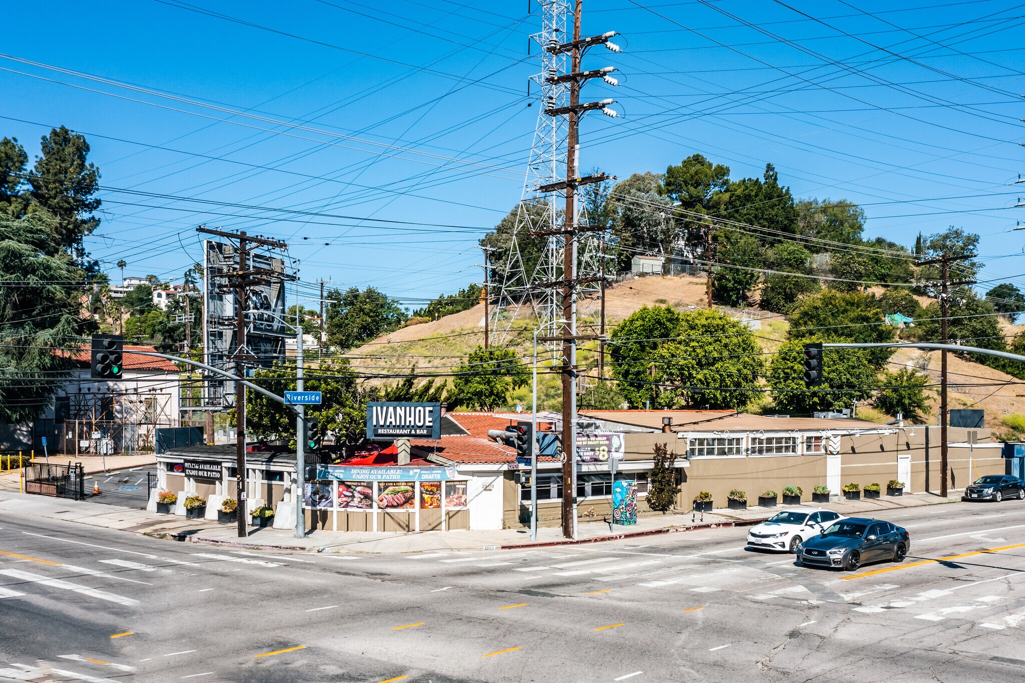 2500 Riverside Dr Los Angeles, CA 90039 Retail Property for Sale on