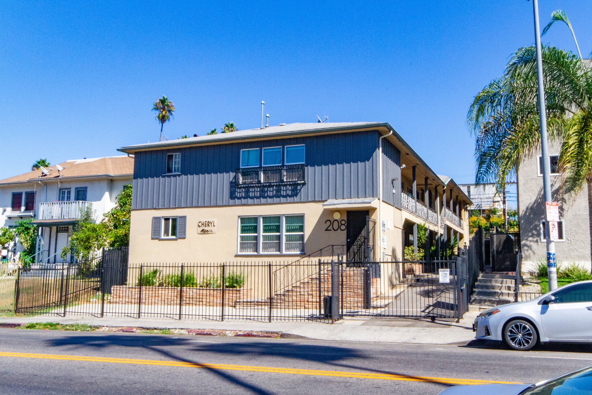 208 S Normandie Ave, Los Angeles, CA for Sale