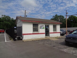 Riverside, MO Auto Dealership - 4305 NW Gateway Ave