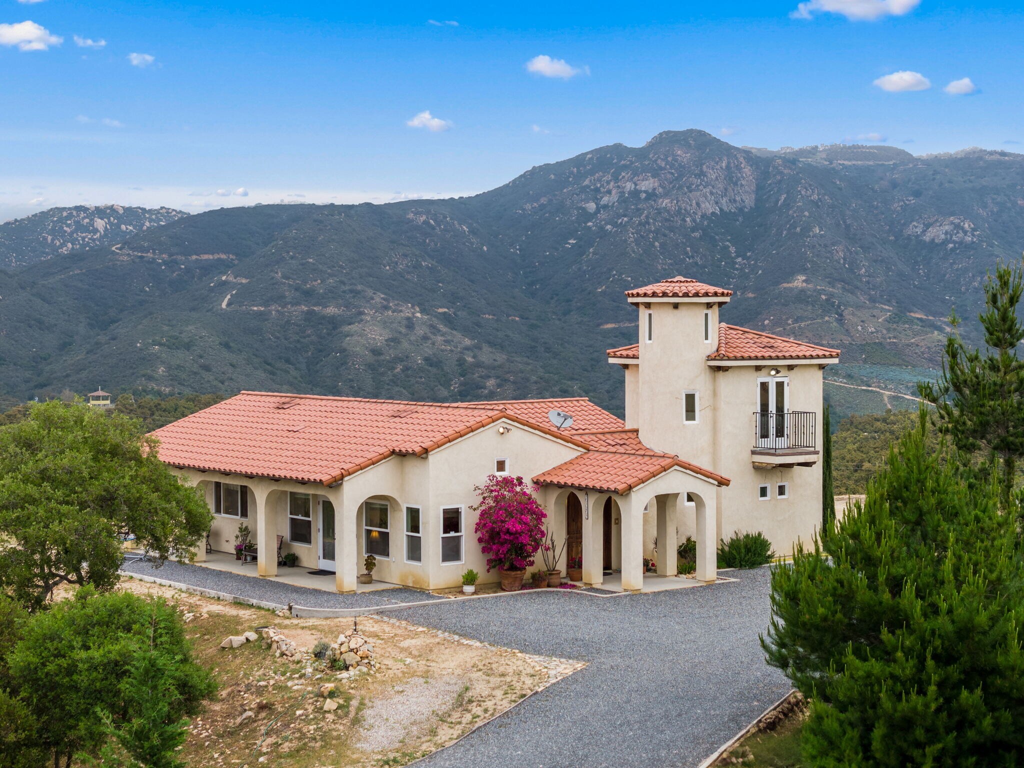 2389 Eric Rd, Fallbrook, CA for Sale