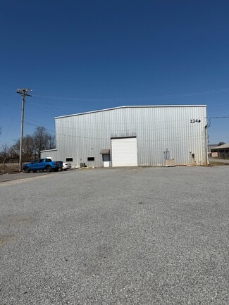 Portland, TN Industrial - 124A Davis St