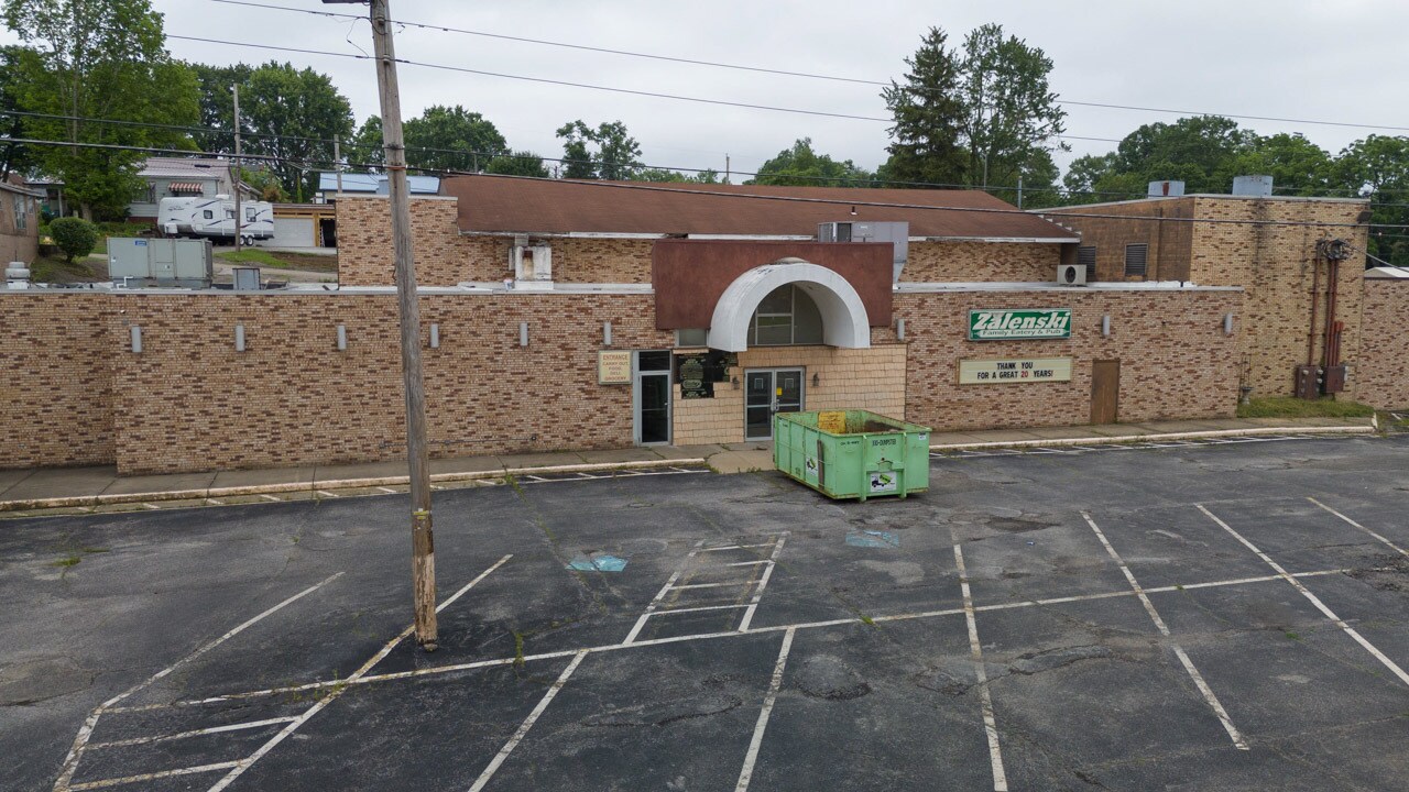 547 Cadiz Rd, Wintersville, OH for Sale