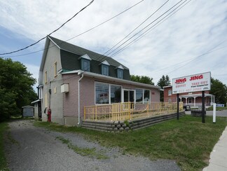 Ottawa, ON Freestanding - 3762 Champlain Rd