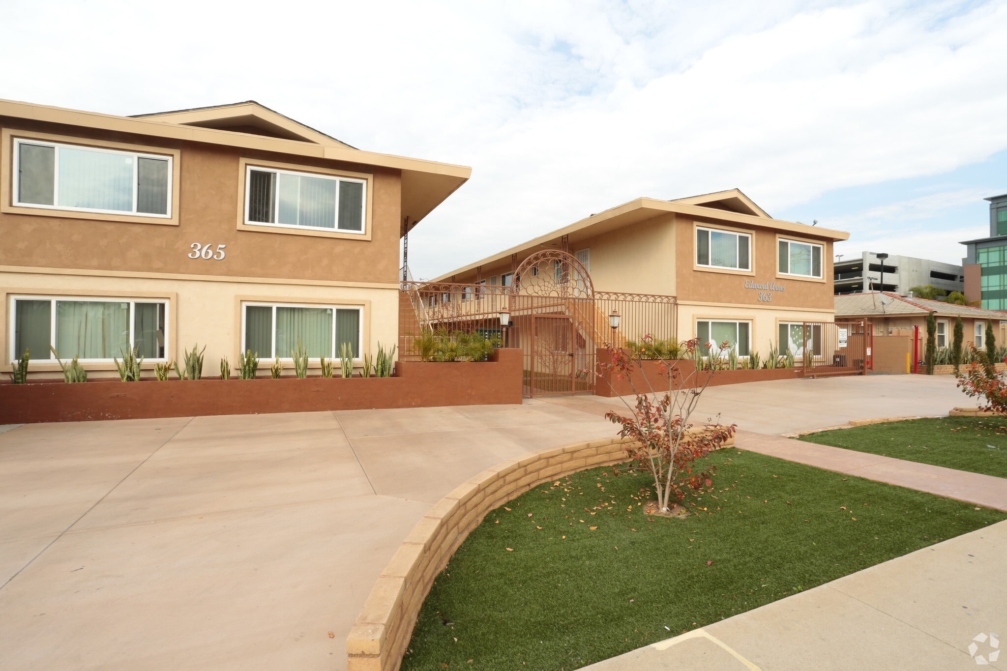 363-365 H St, Chula Vista, CA for Sale