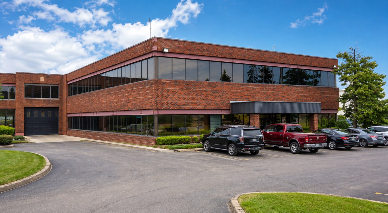 5100 W Lawndale Ave, Summit, IL for Rent