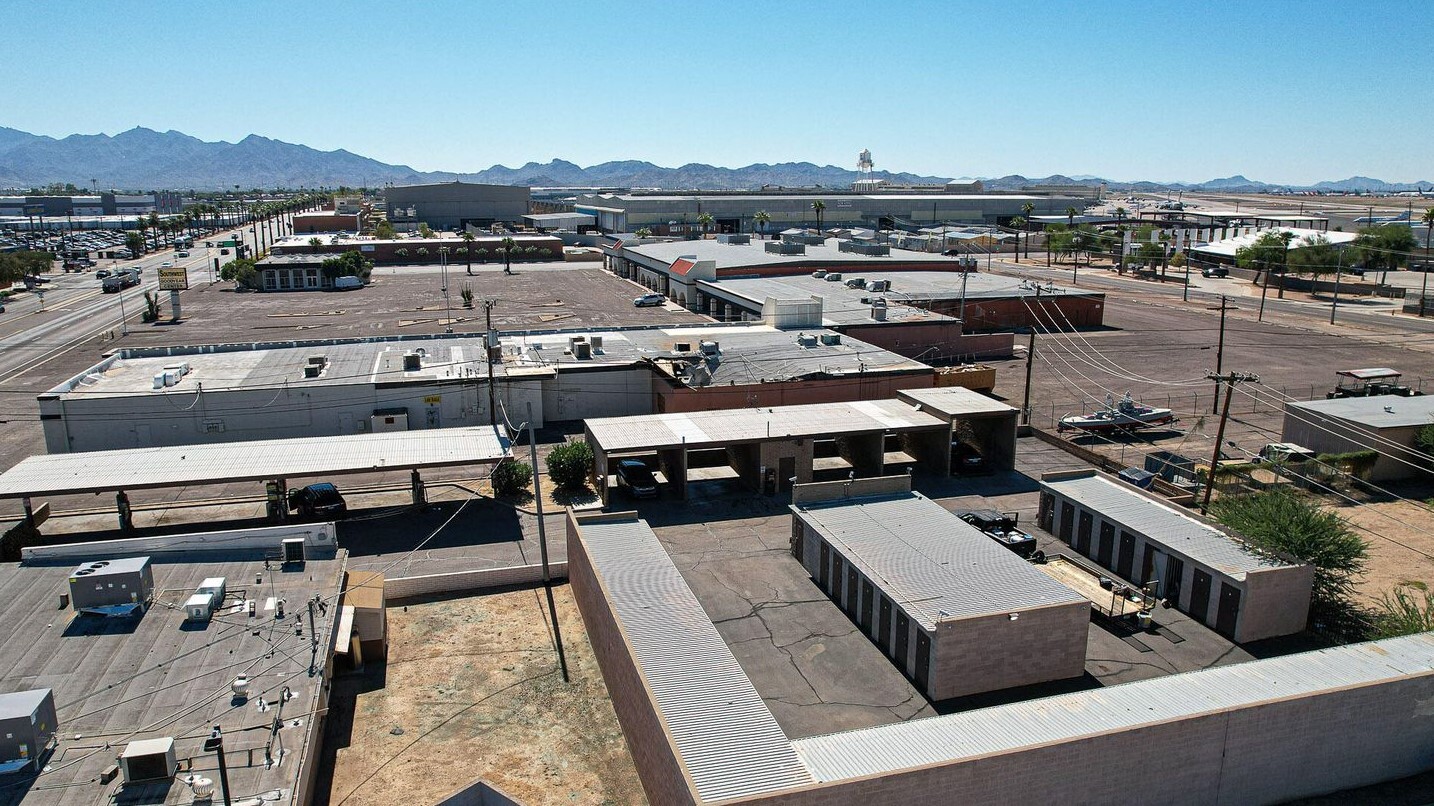 160 N & 1040 S Litchfield Rd, Goodyear, AZ for Sale