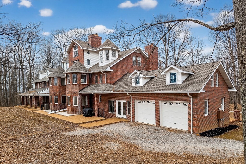 6211 Rocky Point Rd, Cookeville, TN for Sale