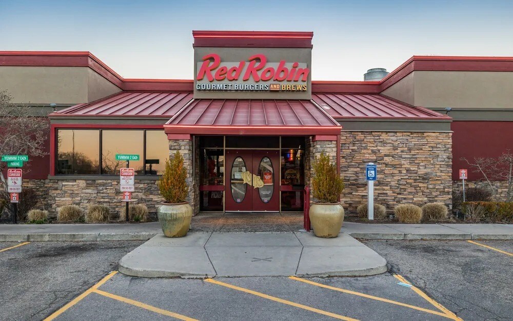211 W Parkcenter Blvd, Boise, ID for Sale