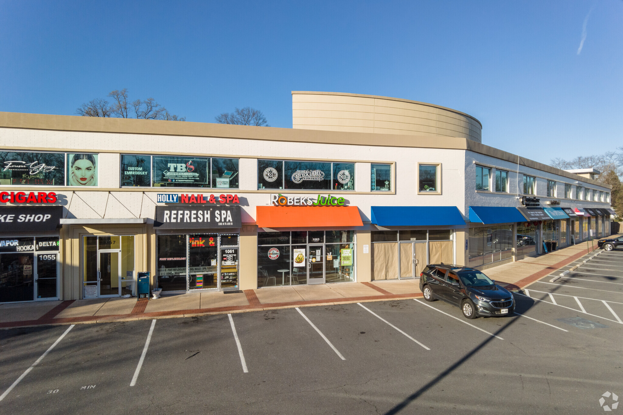1051-1083 W Broad St, Falls Church, VA for Rent