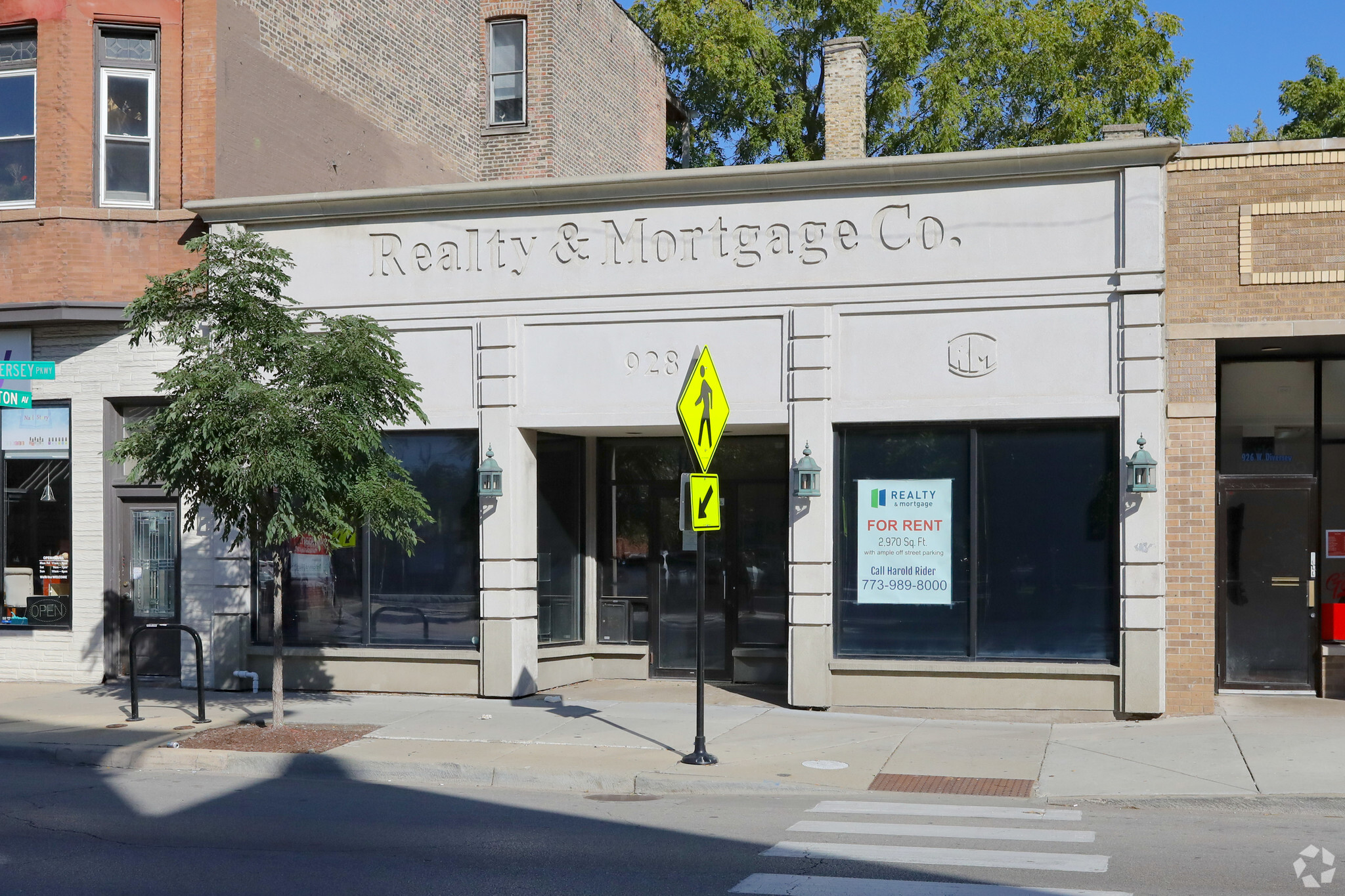 928 W Diversey Pky, Chicago, IL for Rent